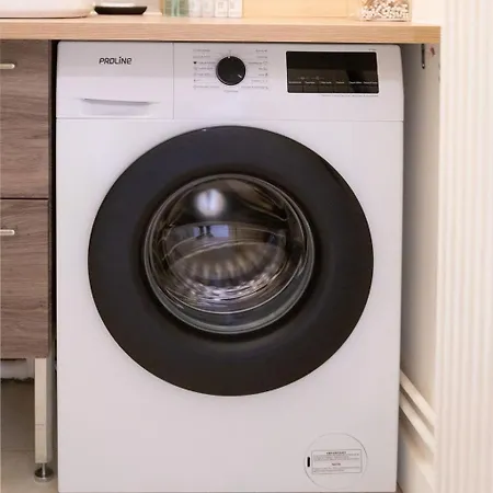 Au Lyon D 'ort アパート