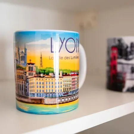 アパート Au Lyon D 'ort ビユールバンヌ